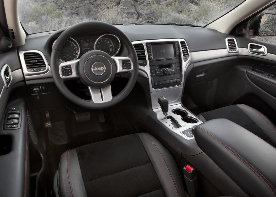  Jeep Grand Cherokee Trailhawk 2013 года  (фото 7 из 11)